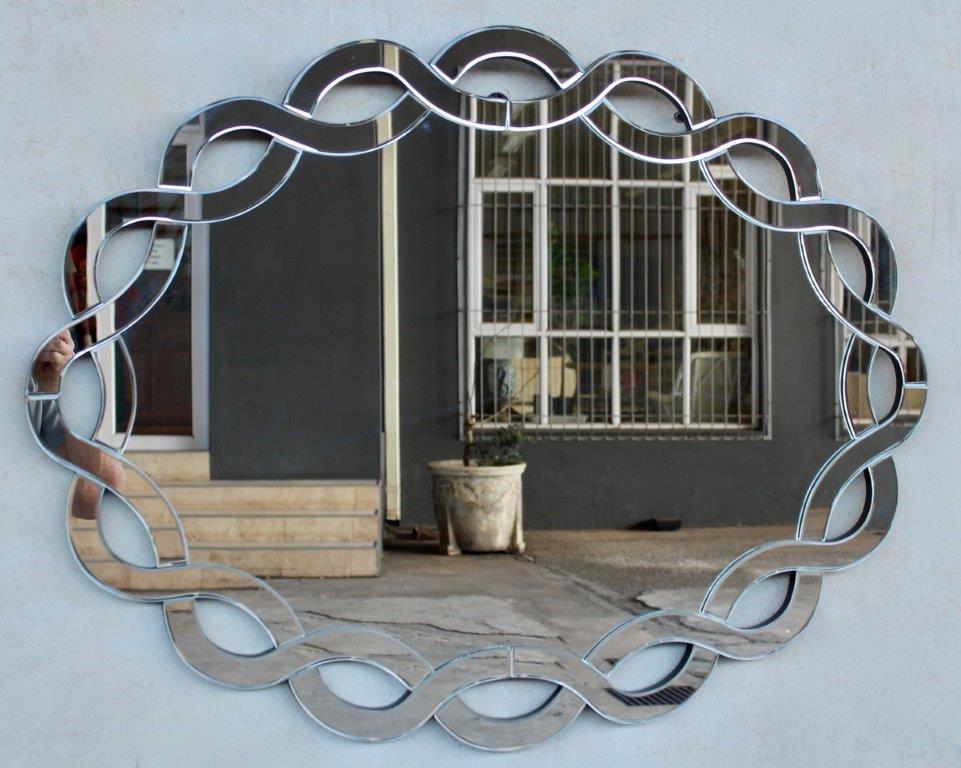 Oval Venetian With Mirror Border